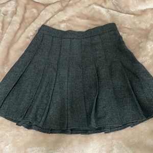 pleated mini skirt